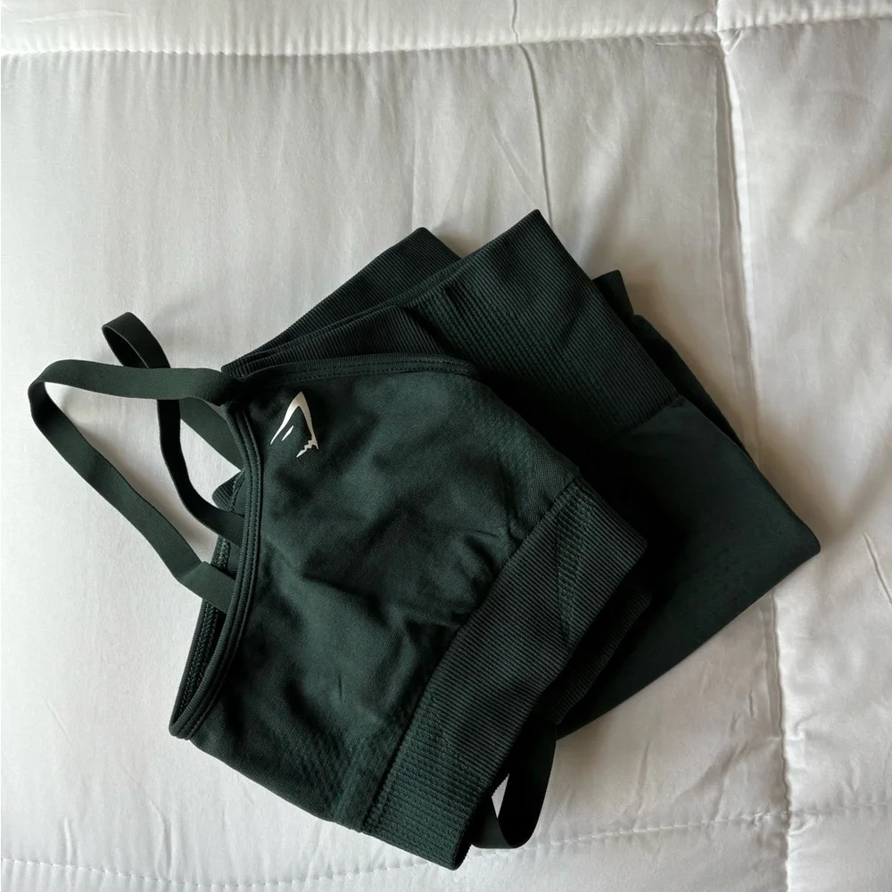 Gymshark Vital Athletic Shorts and Sports Bra Set - Woodland Green Marl - Picture 6 of 8